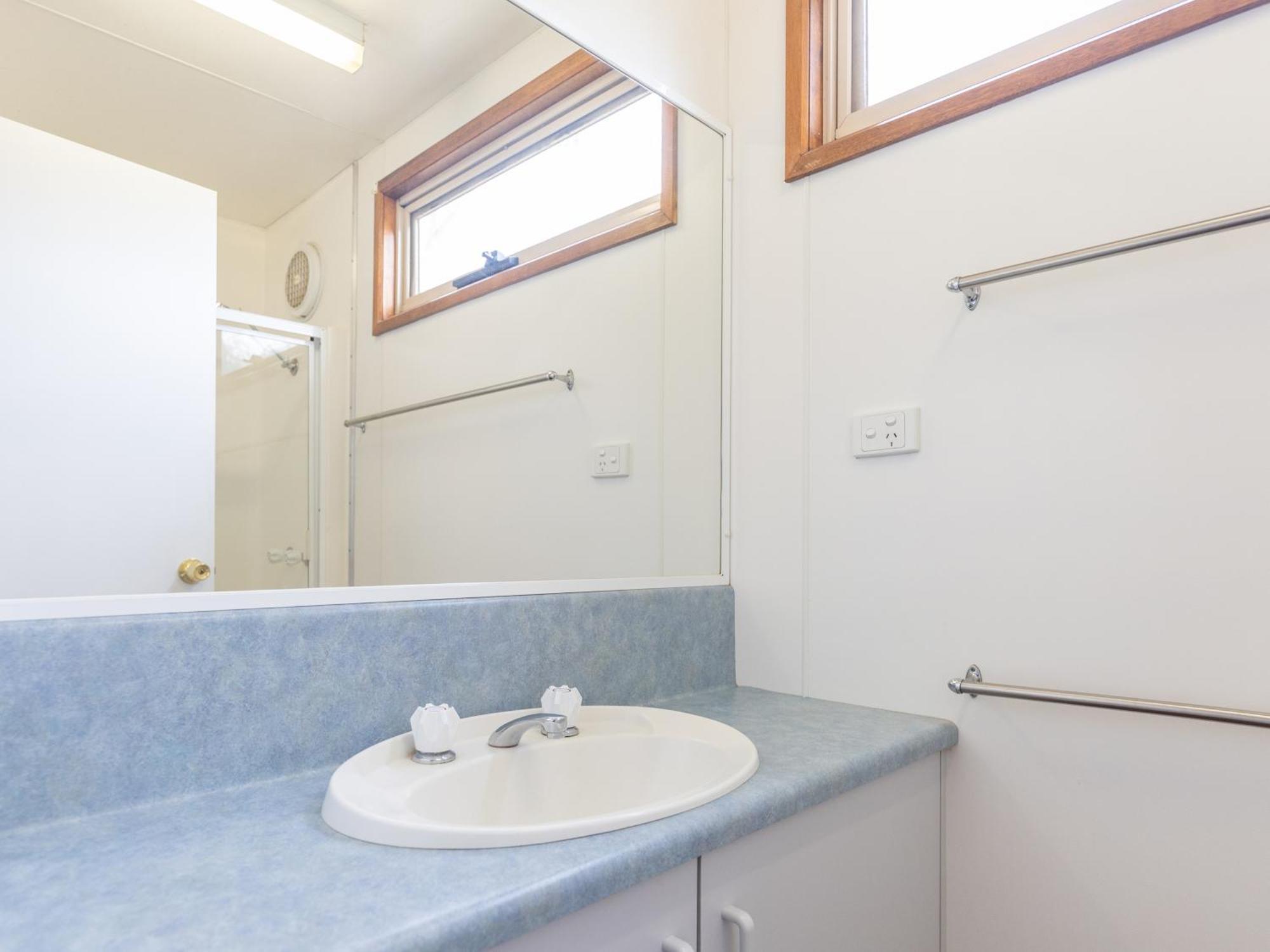 Nrma Echuca Holiday Park ภายนอก รูปภาพ