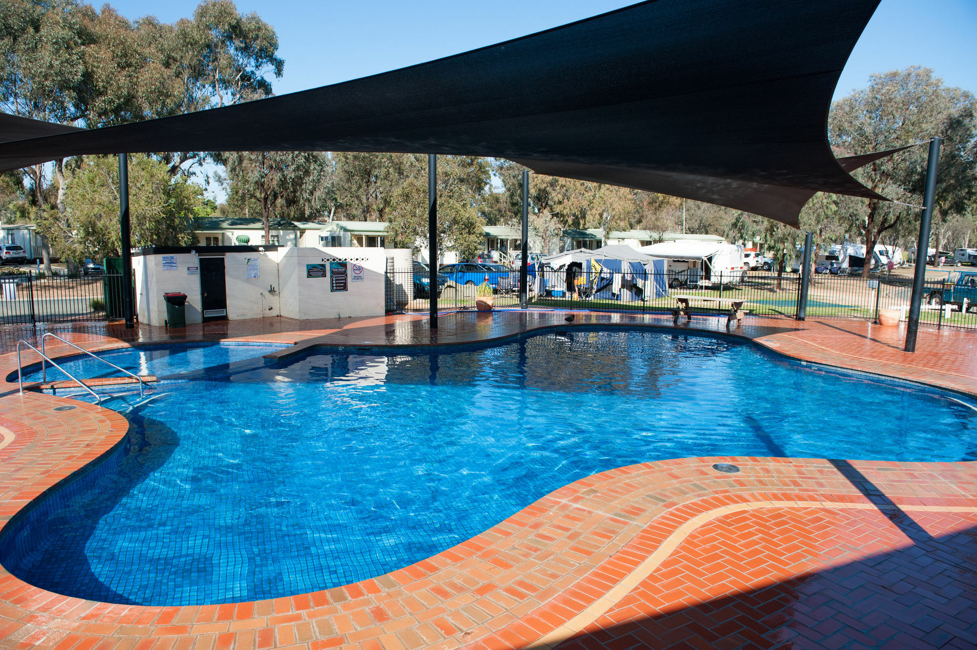 Nrma Echuca Holiday Park ภายนอก รูปภาพ